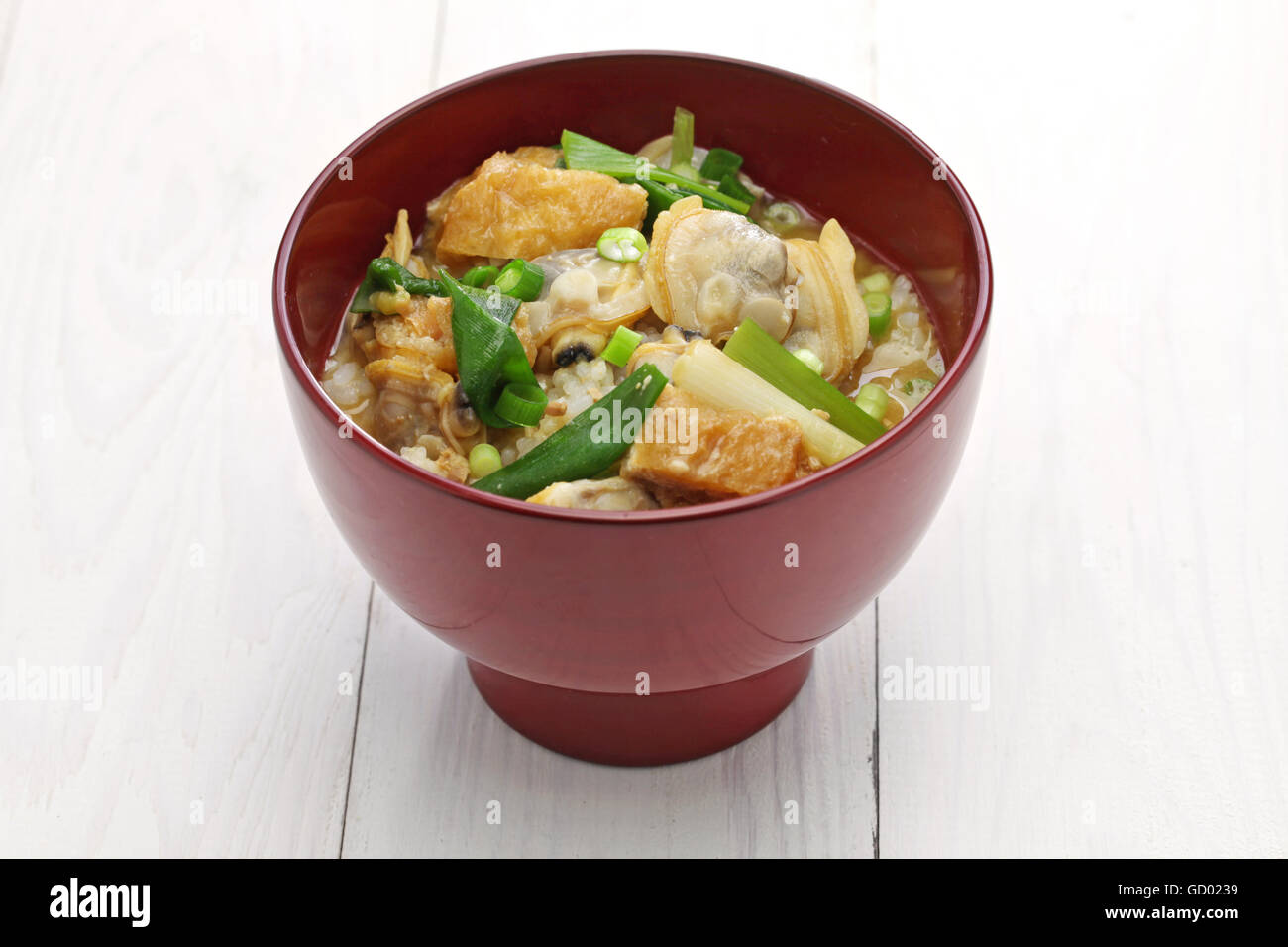 Fukagawadon, Miso-Geschmack gekocht Muscheln Reisschüssel, japanisches traditionelles Essen Stockfoto