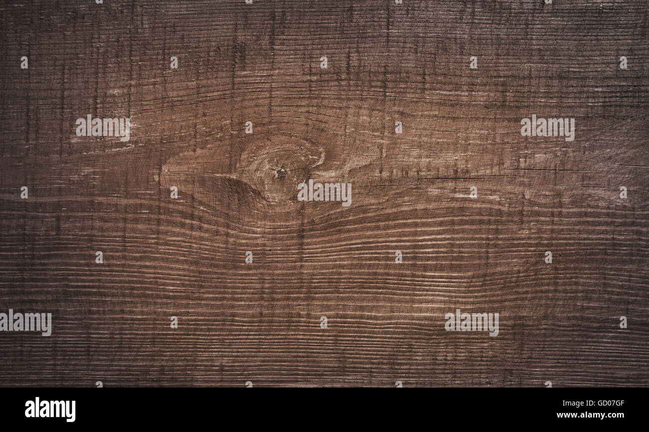 Dunkelbraun zerkratzt Holzbrett. Holzstruktur Stockfoto