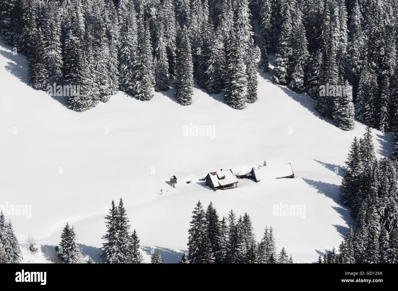 Hohentauern: verschneiten Hütten der Moaralm im Triebener Tauern (Teil der Niedere Tauern), Österreich, Steiermark, Steiermark Murtal Stockfoto