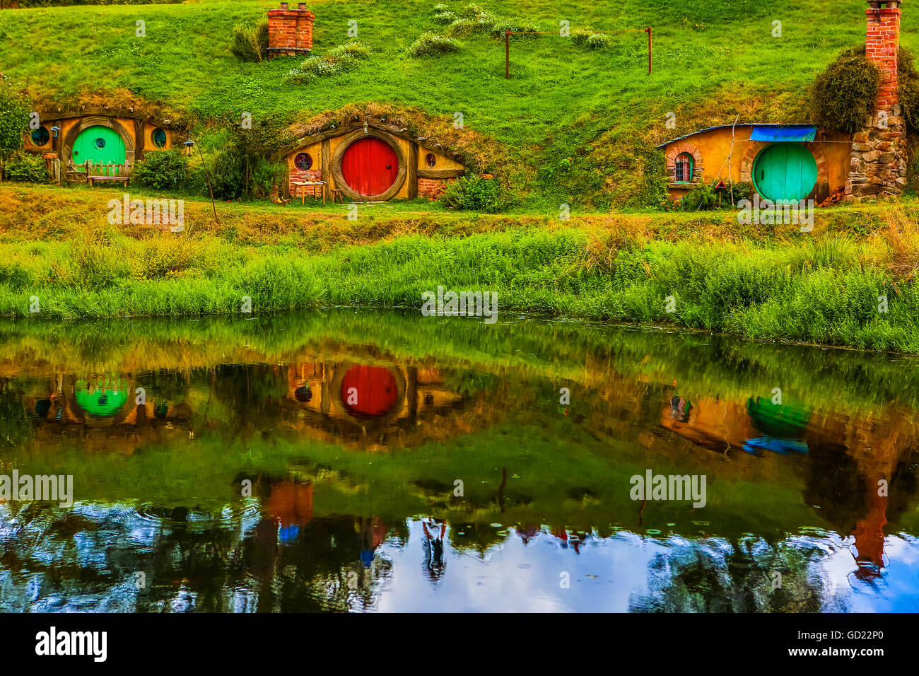 Hobbit Hauser Hobbingen North Island Neuseeland Pazifik Stockfotografie Alamy