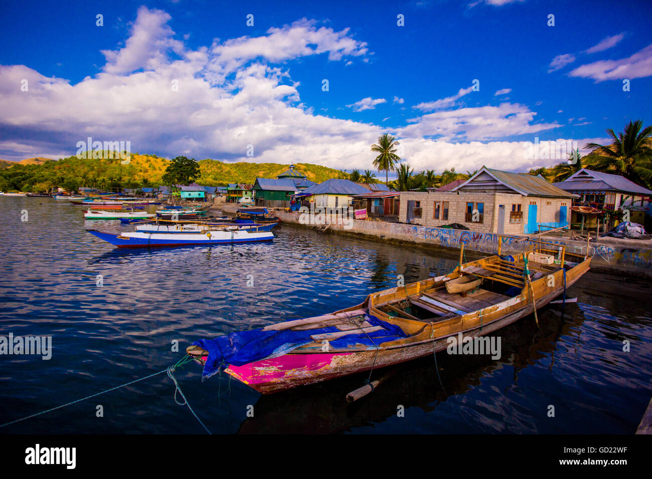 Fischerboote am indonesischen Inseln, Indonesien, Südostasien, Asien Stockfoto
