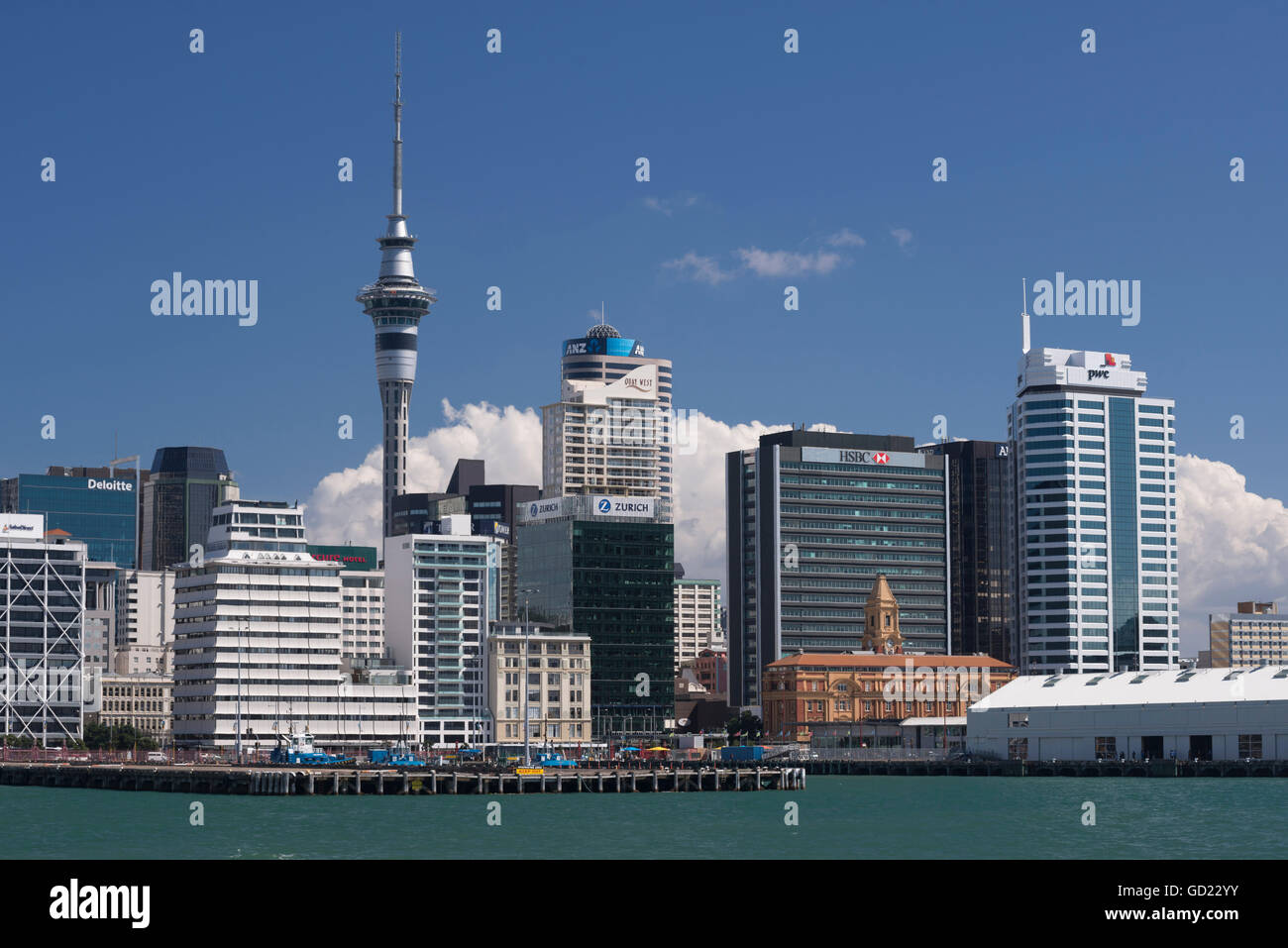 Auckland Sky Tower und Stadt Skyline, North Island, Neuseeland, Pazifik Stockfoto