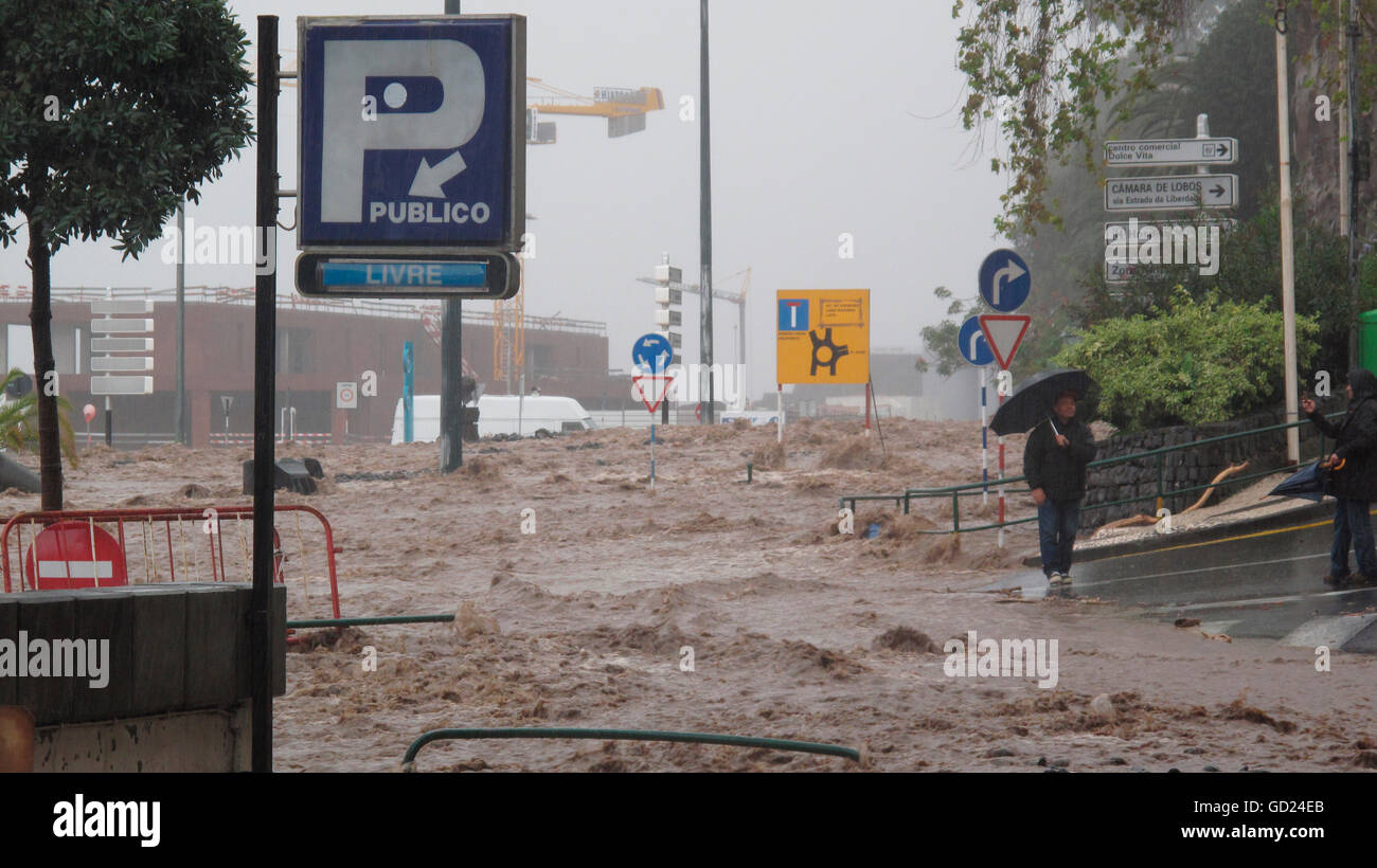 Katastrophe, Naturkatastrophe, Überschwemmung, Flußkatastrophe, Funchal, Madeira, Portugal, 20.2.2010, zusätzliche-Rechte-Clearences-nicht vorhanden Stockfoto
