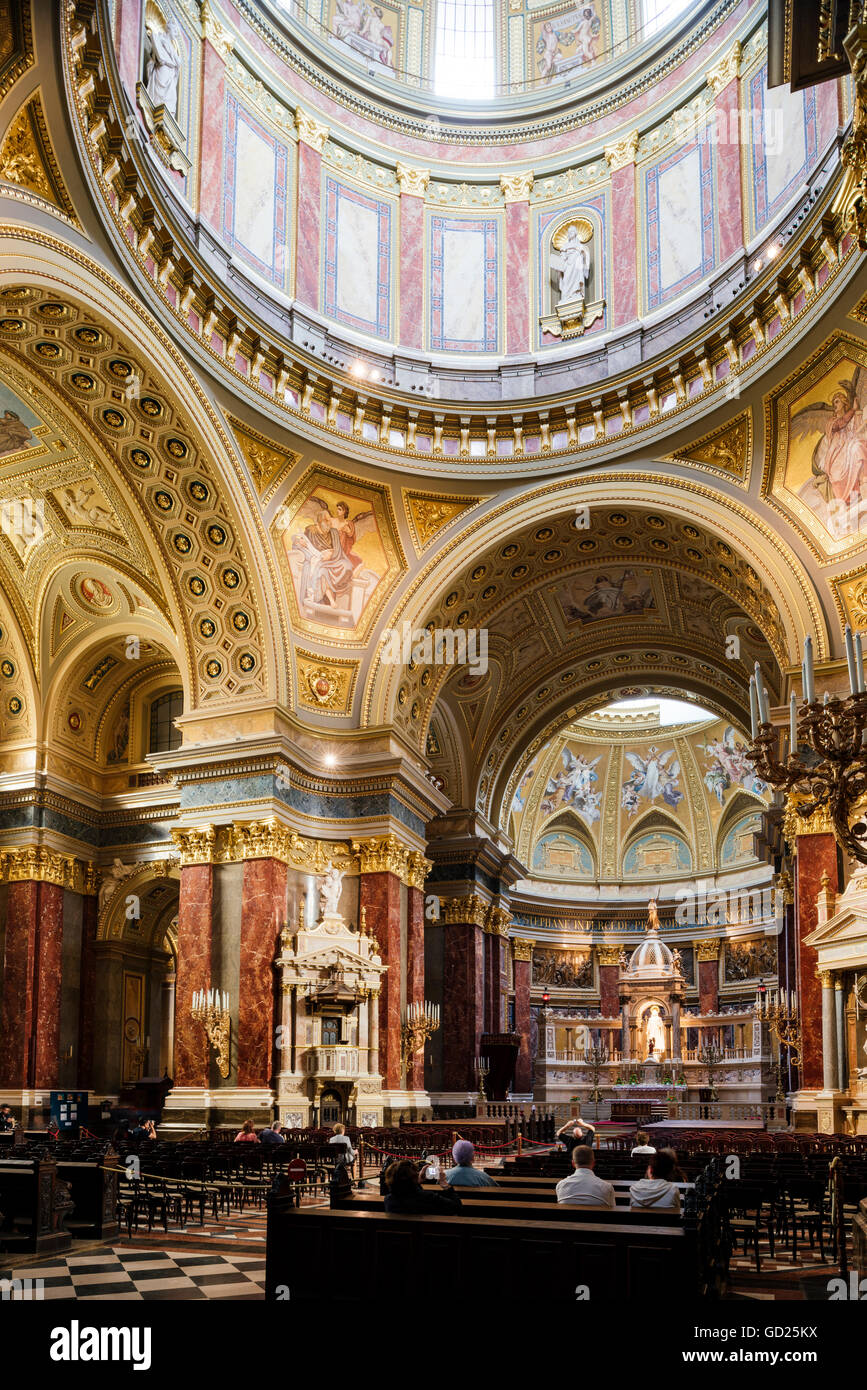 Innenraum der St.-Stephans Basilika (Szent Istvan-Bazilika), Budapest, Ungarn, Europa Stockfoto
