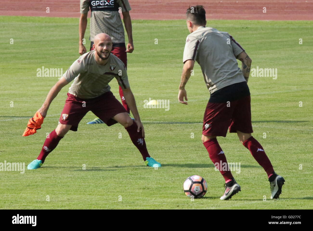 Turin, Italien. 10. Juli 2016. Arlind Ajeti während des ersten Trainings von Torino FC Saison 2016-2017. © Massimiliano Ferraro/Pacific Press/Alamy Live-Nachrichten Stockfoto