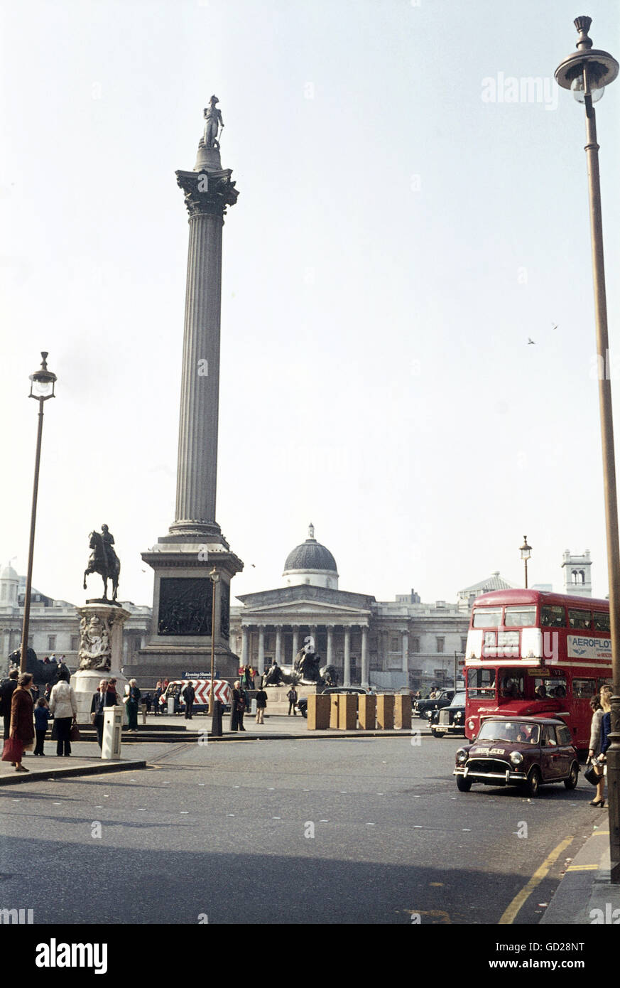 Geographie / Reisen, Großbritannien, London, Plätze, Trafalgar Square mit Nelson Säule, 1968, Additional-Rights-Clearences-not available Stockfoto