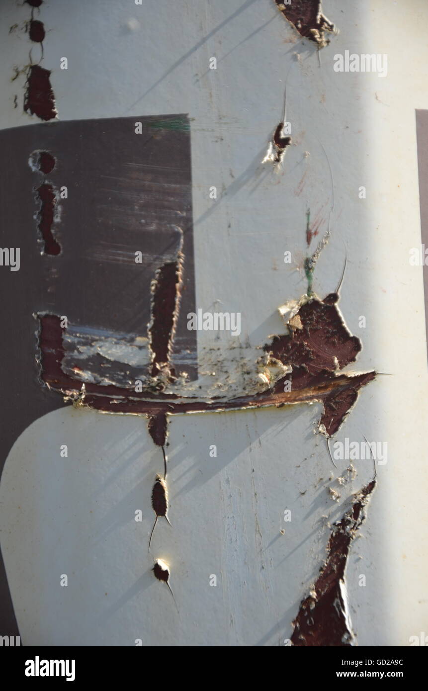 Weiße Farbe, Rostflecken, Rost, Rost, verrosteten, Stahl, Eisen, Closeup, Oxidation, abgerissen, oxidiert, geschälte, ätzend Stockfoto
