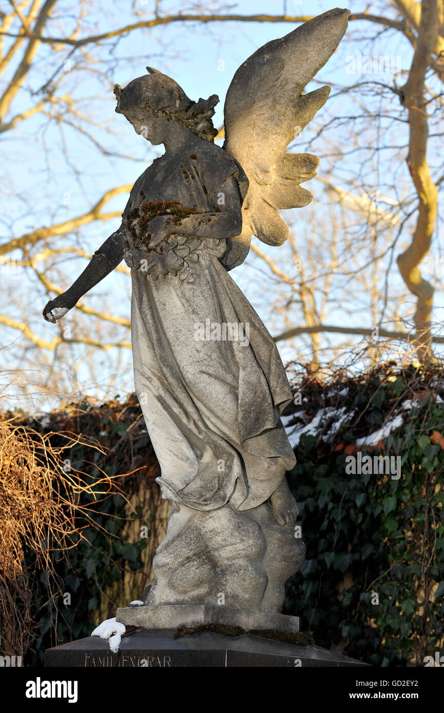 Religion, Christentum, Engel, Grabengel, Westfriedhof, München, Zusatz-Rechte-Clearences-nicht vorhanden Stockfoto