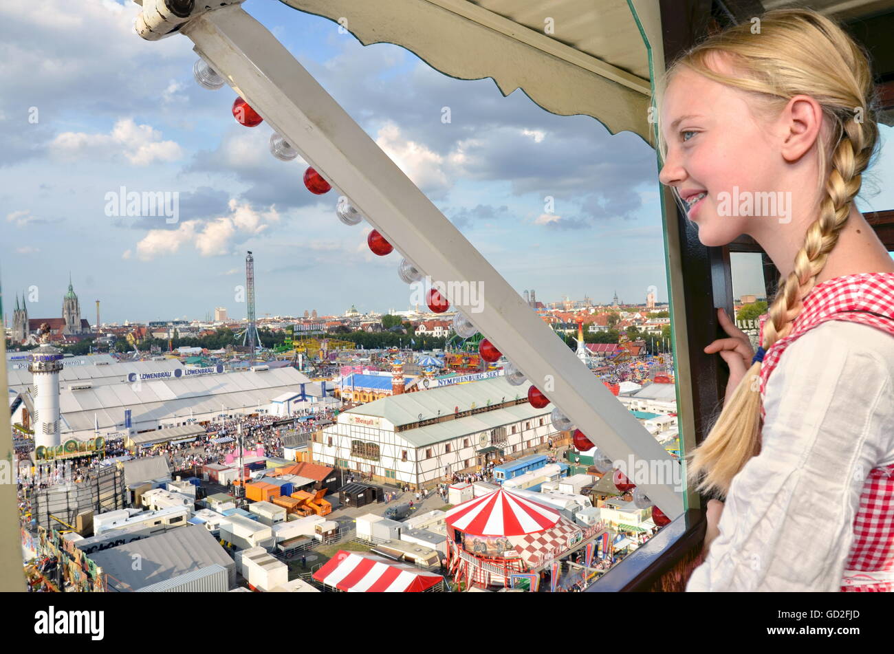 festival,Volksfest,Oktoberfest München,Therese's Green,12 Jahre altes Mädchen Paulina,Übersicht vom Riesenrad,Deutschland,17.09.2011,Bayerische Tracht,Zopf,Zöpfe,oben,stereotypisch,Stereotyp,Bayerisch,Bayern,Wochenende,Wochenende,Wiesn Wochenende,Samstagnachmittag,Wetter,Wetter,klar,Freude,Freizeit,Freizeit,Freizeit,Freizeit,2011,Oktoberfest,Aussichtspunkt,Dirngences,Festlichkeiten,Festlichkeiten,Festlichkeiten,Festlichkeiten,Festlichkeiten,Festlichkeiten,Festlichkeiten,Festlichkeiten,Festlichkeiten,Festlichkeiten,Festlichkeiten,Festlichkeiten,Festlichkeiten,Festlichkeiten,Festlichkeiten,Festlichkeiten,Festlichkeiten,Festlichkeiten,Festlichkeiten,Festlichkeiten,Festlichkeiten,Festlichkeiten,Festlichkeiten,Festlichkeiten,Festlichkeiten Stockfoto