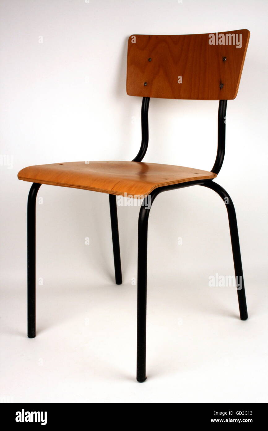 Möbel, Stühle, stapelbarer Stahlrohrstuhl Version 3101 (auch MSB 62), Design Werk Stima Stendal, hergestellt von: VEB Stima Stendal, VEB Mansfeld Kombinat 'Wilhelm Pieck' (MSB 62) und andere, Ostdeutschland, 1959/1960, Zusatzrechte-Clearenzen-nicht verfügbar Stockfoto