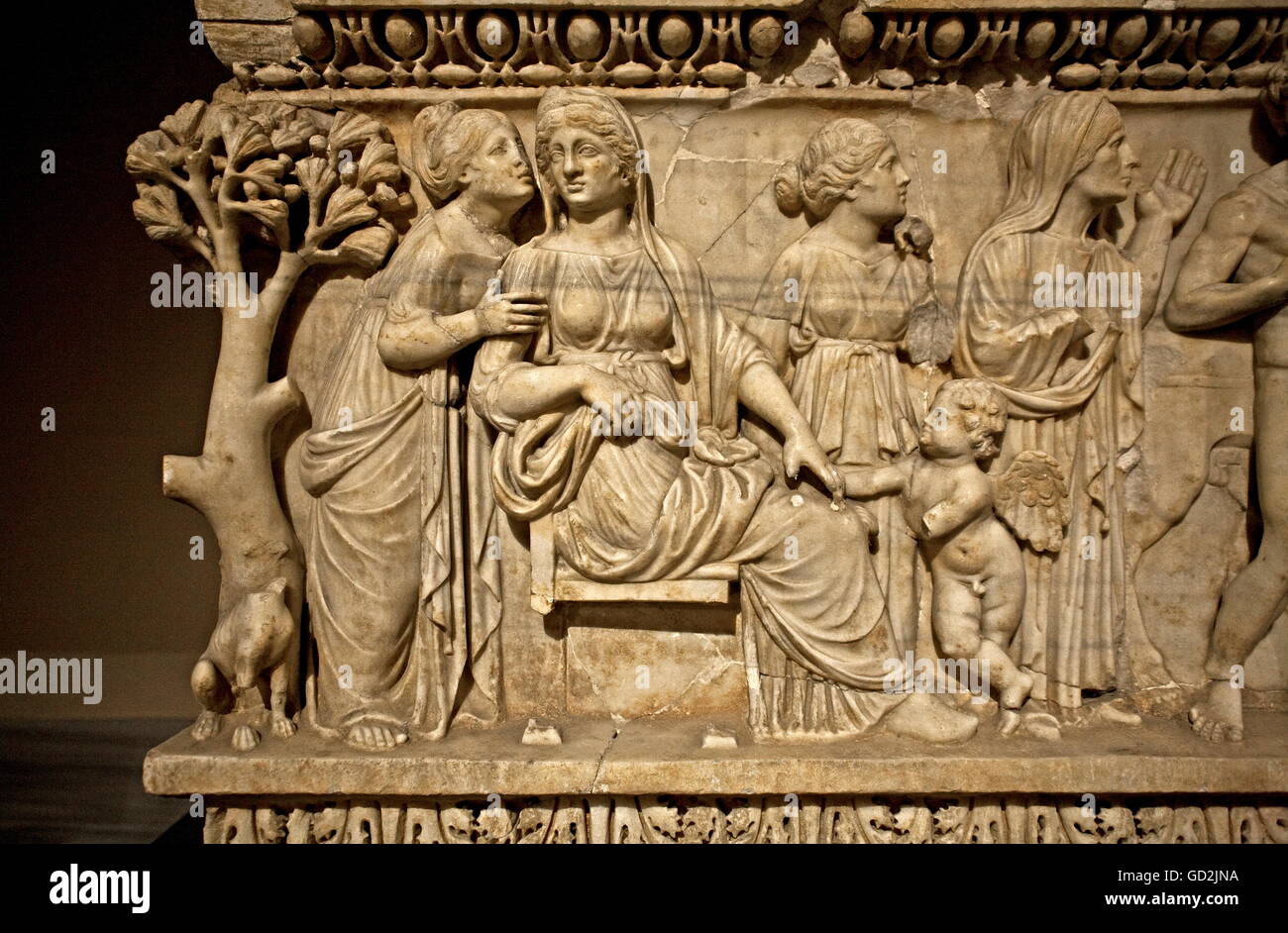 Bildende Kunst, antike, Phaedra und Hippolyta auf einem römischen Sarkophag, Sammlung von Antiquitäten, Archäologisches Museum, Istanbul, Artist's Urheberrecht nicht gelöscht werden Stockfoto