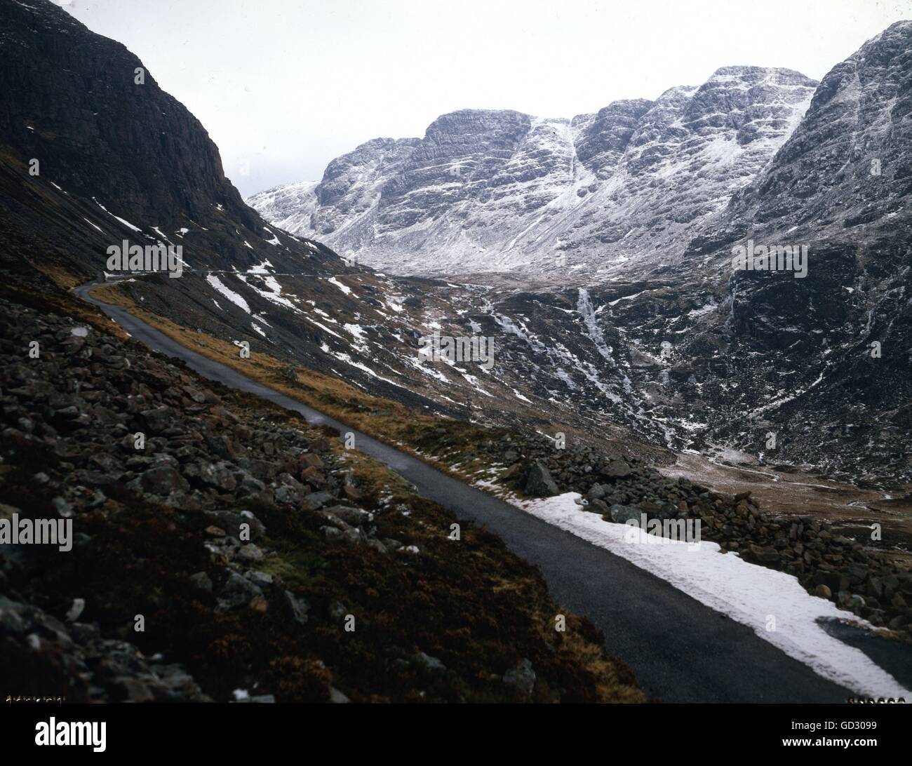 Schottland, Ross. Bealach Nam Ba (Pass der Rinder). Größte Annäherung an ein AlpinPass in Großbritannien. 2, 0524ft und 1 von 4 in pl Stockfoto