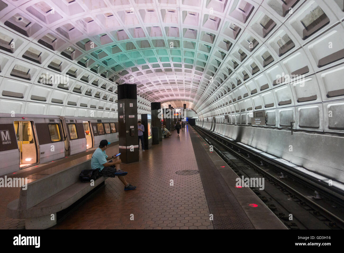 Washington DC Metro Station Zug u-Bahn Rohr Stockfoto