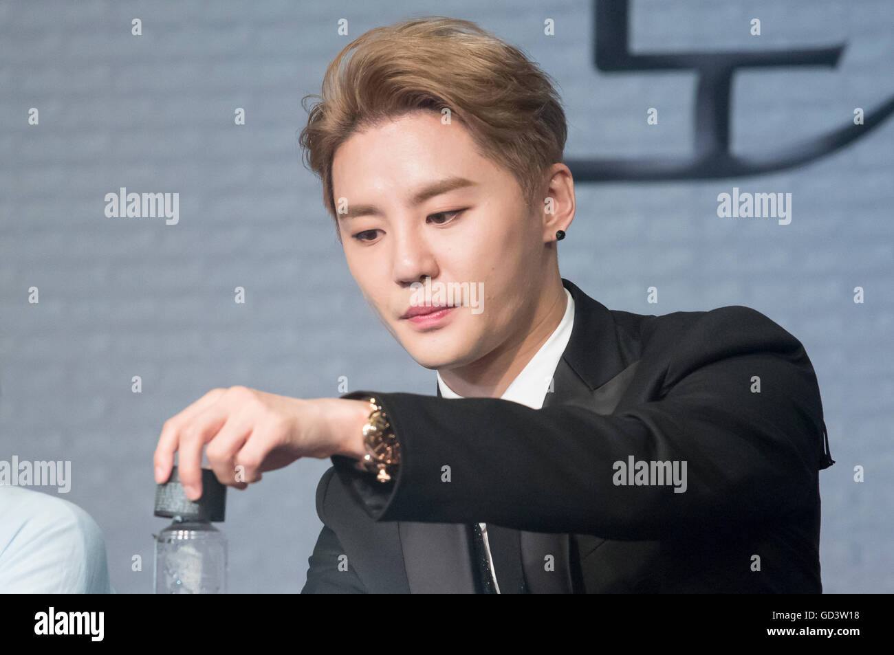 Jun-Su (JYJ), 11. Juli 2016: XIA (Junsu) nimmt an einer Pressekonferenz, die Förderung einer neuen musikalischen "Dorian Gray" in Seoul, Südkorea. Das Musical basiert auf Oscar Wildes Roman "Das Bildnis des Dorian Gray" und Junsu spielt die Hauptrolle Dorian Gray. Das kreative Musical wird im Seongnam Arts Center Opera House in Südkorea am 3. September 2016 eröffnet. © Lee Jae-Won/AFLO/Alamy Live-Nachrichten Stockfoto