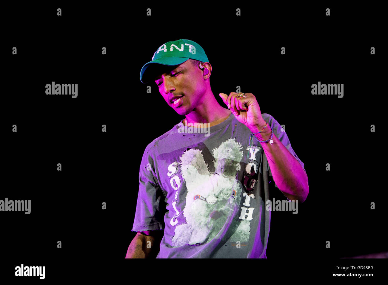 Assago, Mailand 12. Juli 2016 Pharrell Williams tritt bei der Straße Musik Kunst Festival 2016 Credit: Roberto Finizio/Alamy Live News Stockfoto