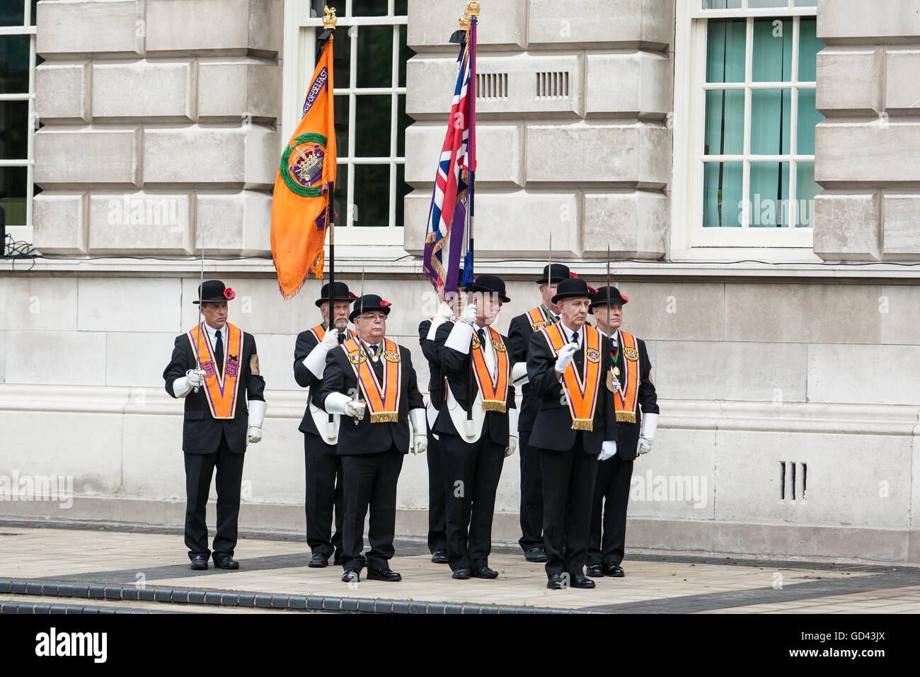 Belfast, UK. 12. Juli 2016. Oranier feiern die zwölfte. Es entstand während des späten 18. Jahrhunderts in Ulster. Es feiert der Glorious Revolution (1688) und Sieg des protestantischen Königs Wilhelm von Oranien über katholische König James II. in der Schlacht am Boyne (1690), Credit: Bonzo/Alamy Live News Stockfoto