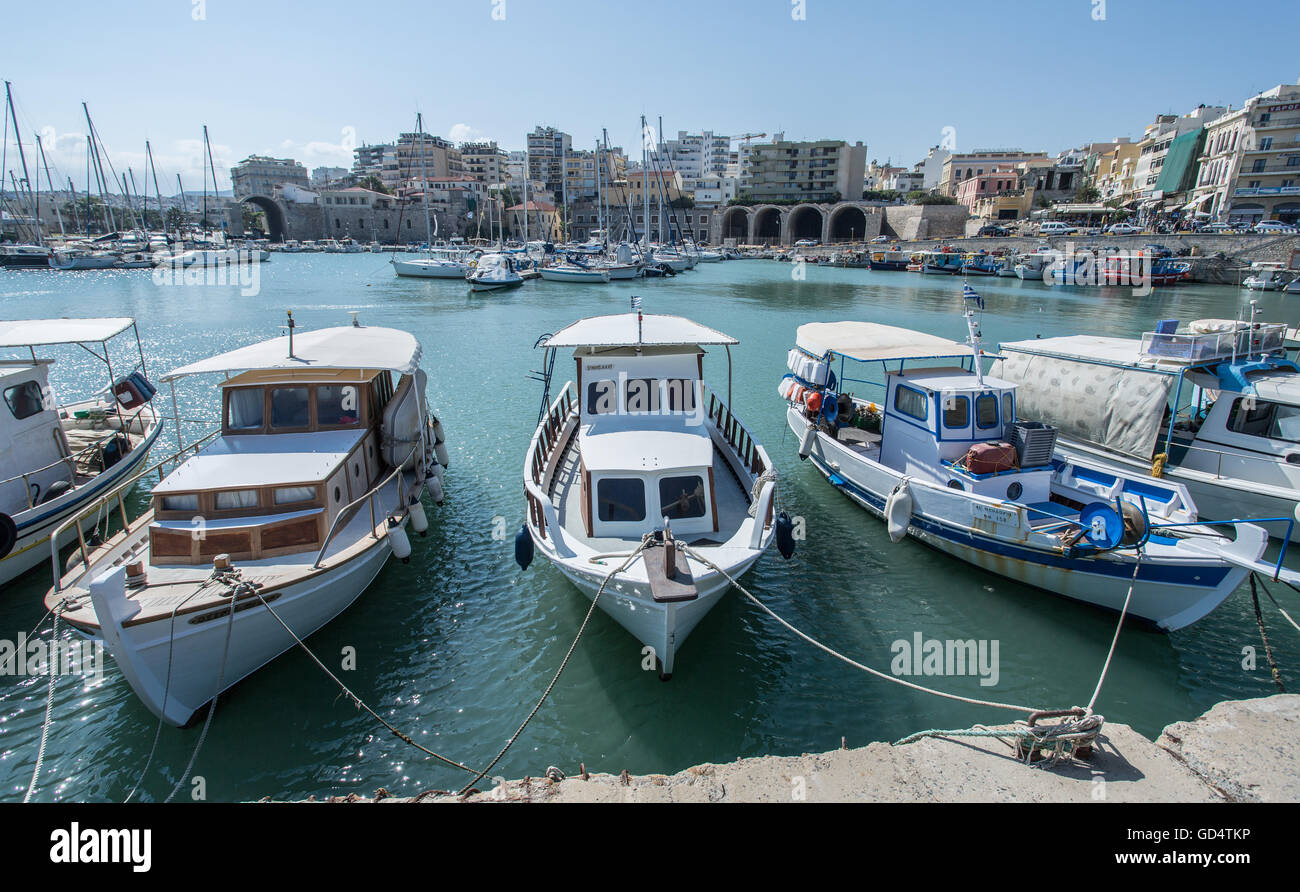 Bootsanlegestelle von Heraklion Hafen. Kreta. Griechenland. Stockfoto
