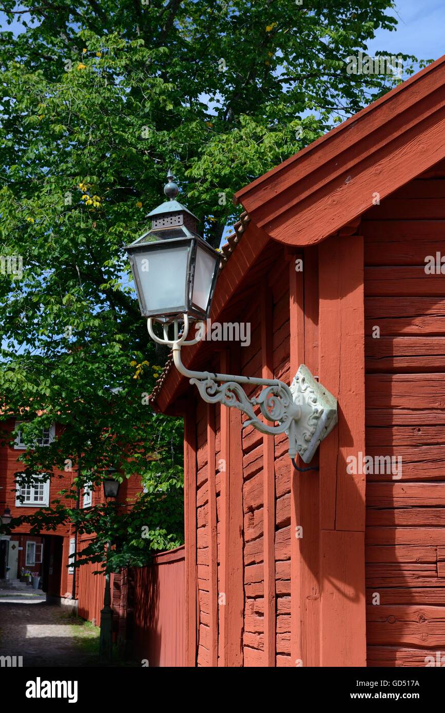 Laterne ein Holzhaus, Freilichtmuseum Ouddorp, Linköping, Schweden, Europa, Skandinavien Stockfoto