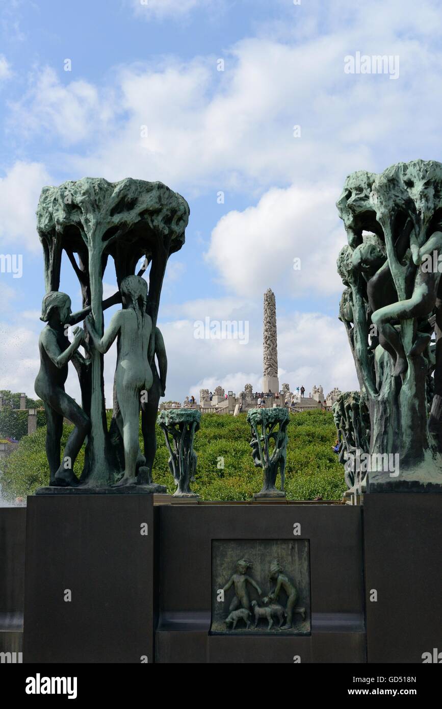 Brunnenfiguren Und Monolith, Vigelandpark Im Frognerpark, Oslo, Norwegen, Europa, Stockfoto