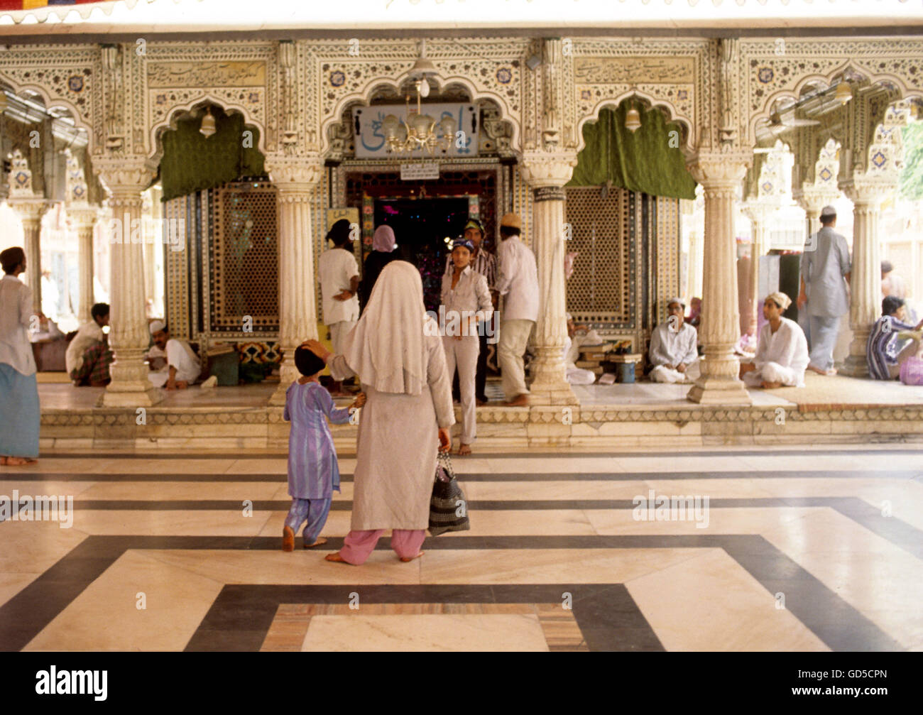 Schrein von Hazrat Nizamuddin Auliya Stockfoto