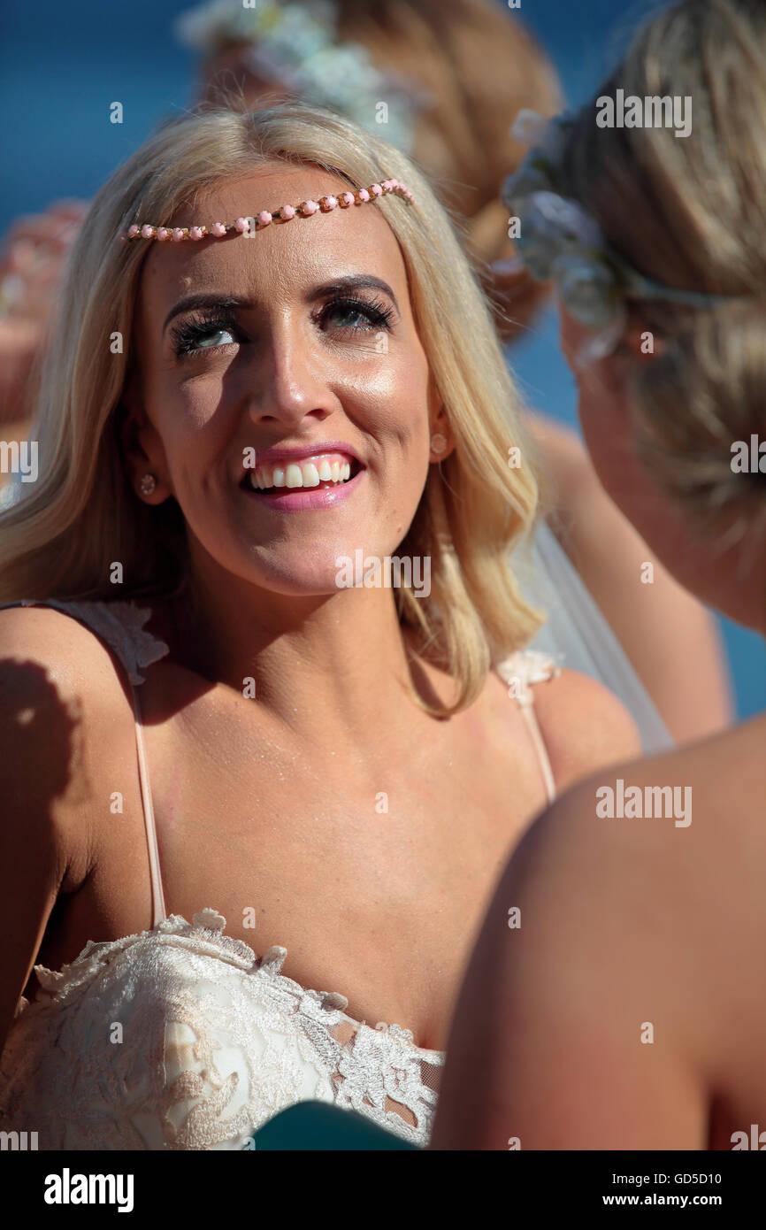 Glückliche Braut Stockfoto
