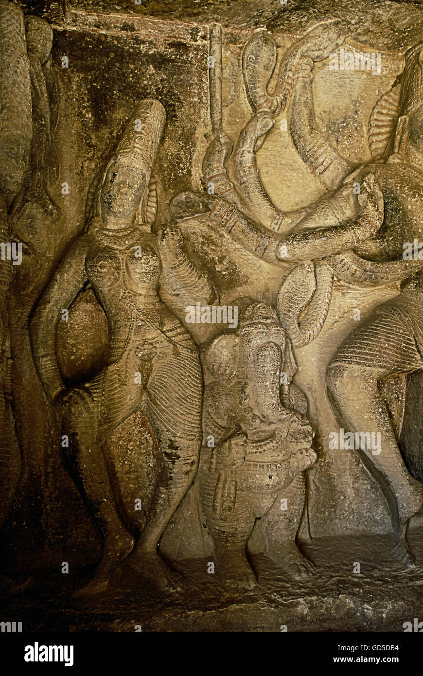 Fels geschnitten Shivalingam Stockfoto