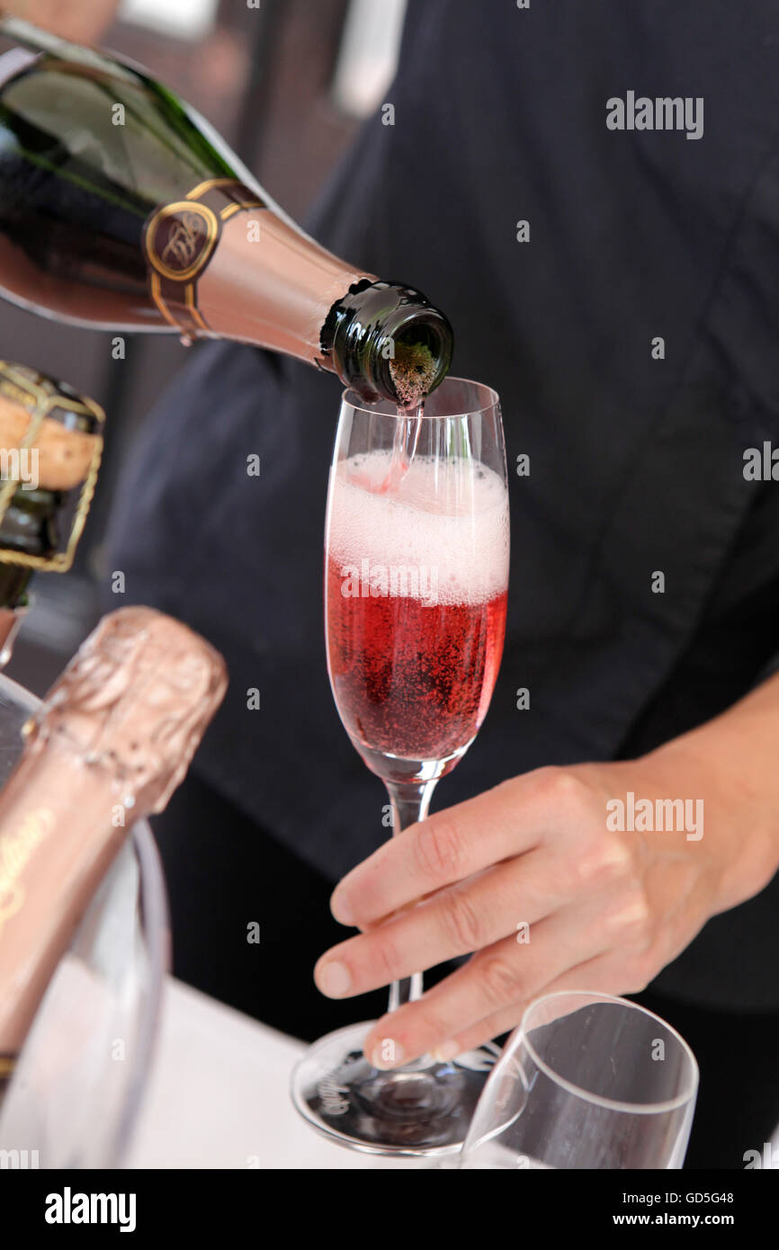 Glas Sekt Champagner rosé. Stockfoto