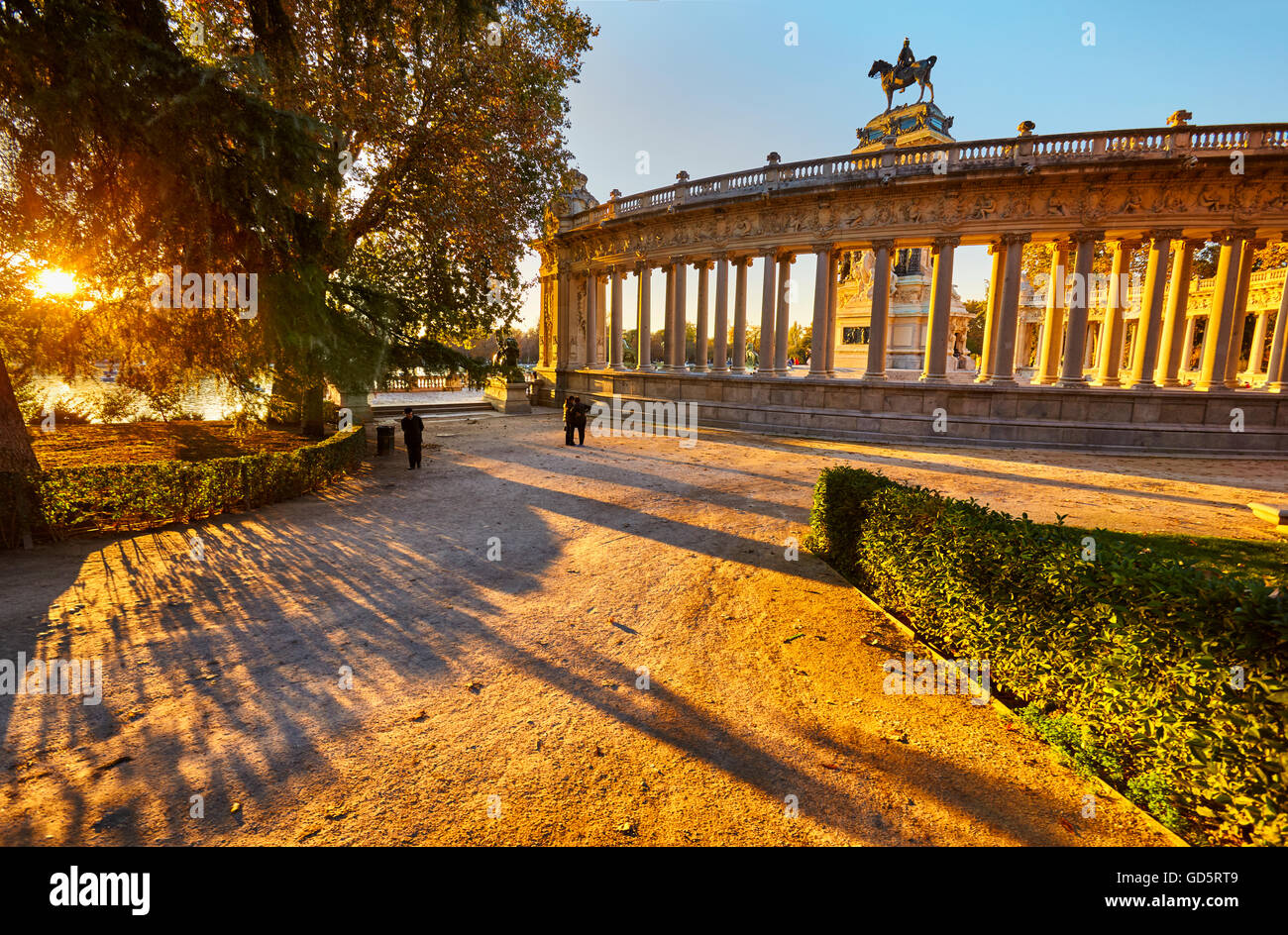 Denkmal für Alfonso XII, befindet sich in der Buen Retiro Park. Madrid. Spanien Stockfoto