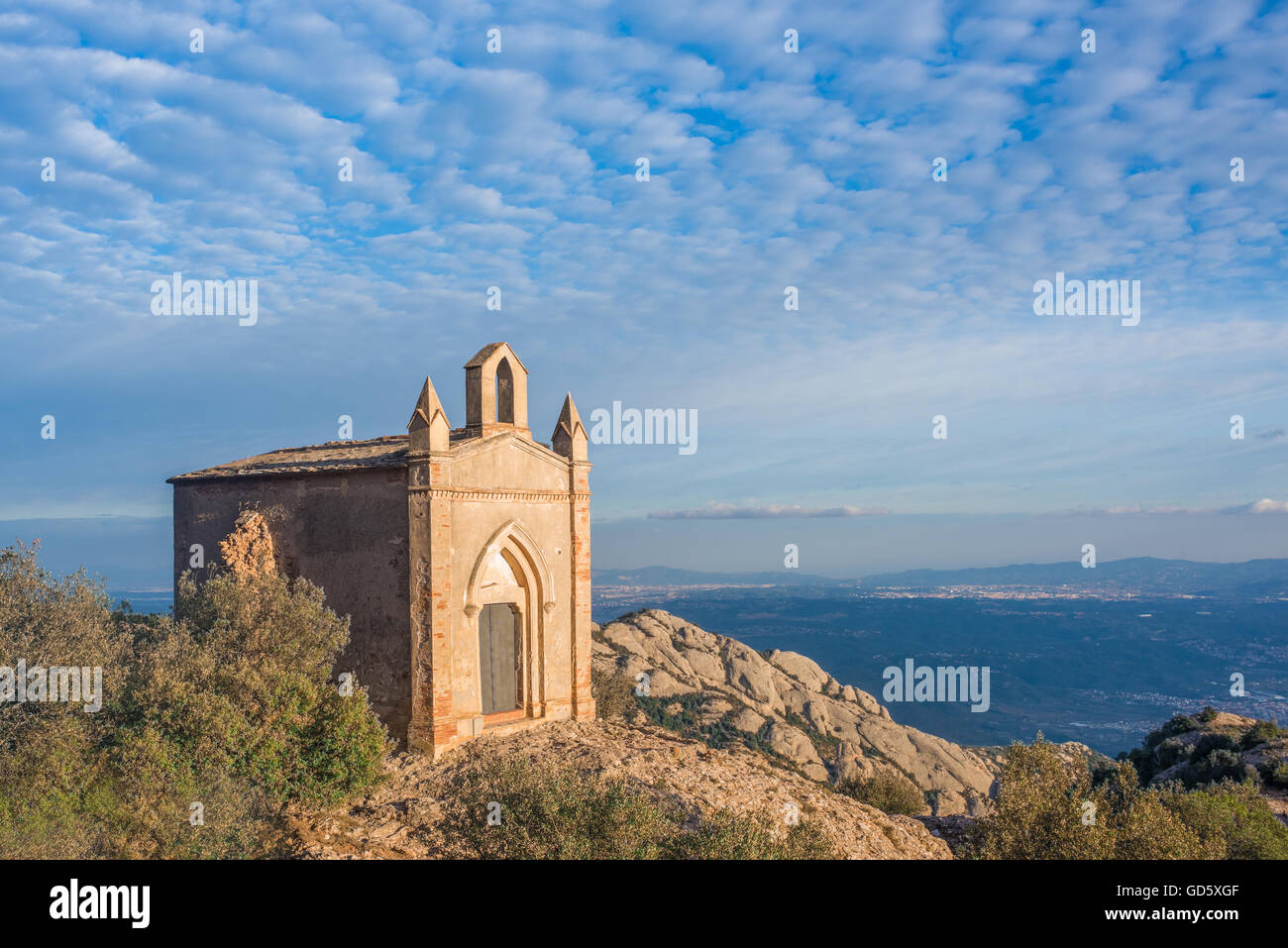 Ruinen der Kapelle von Sant Joan, zu Beginn des Jahres 1.000 n. Chr. erbaut. Montserrat, Katalonien, Spanien Stockfoto