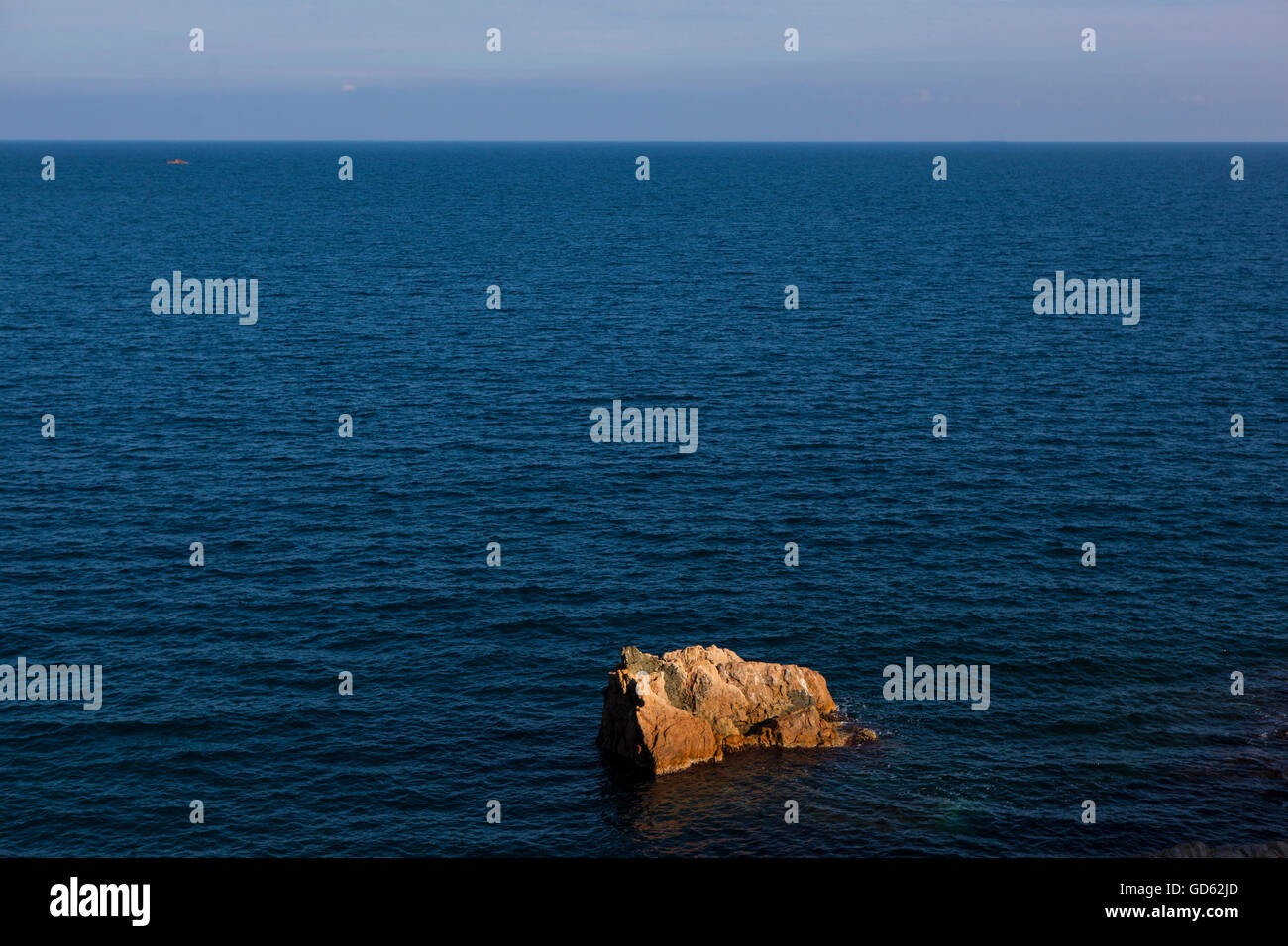 Felsen an der Küste in Tamariu, Katalonien, Spanien Stockfoto