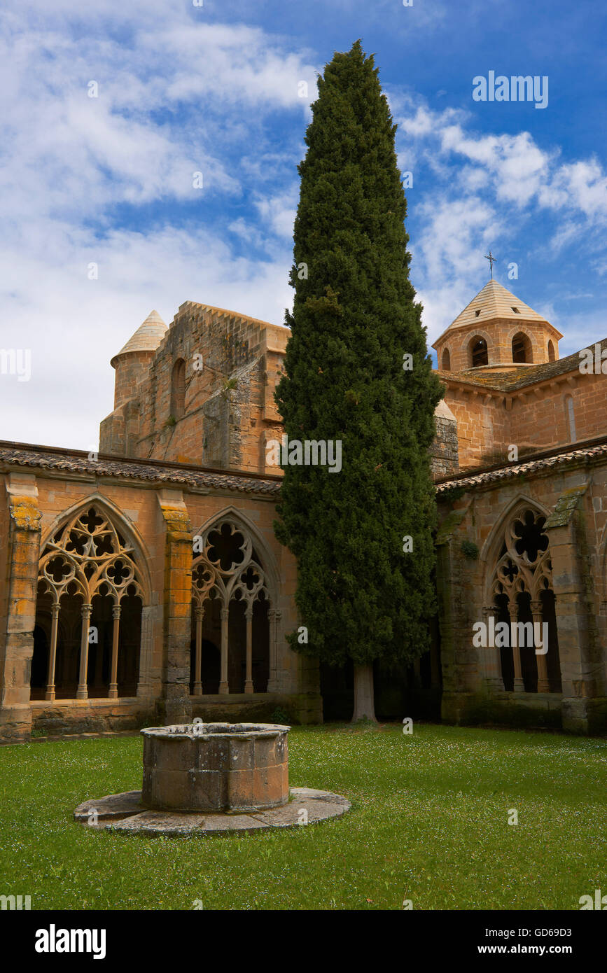 Santa Maria De La Oliva, Zisterzienser-Kloster, Kloster von La Oliva, Kreuzgang, Carcastillo Navarra, Spanien, Stockfoto