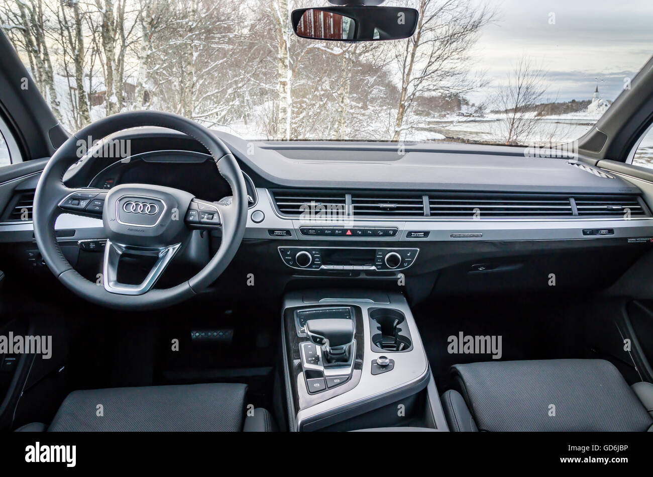 Audi Q7 Interieur Stockfoto Bild 111398890 Alamy