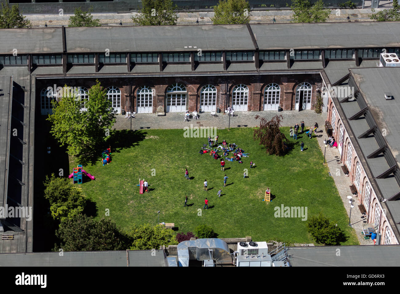 Schulhof in Turin, Italien Stockfoto