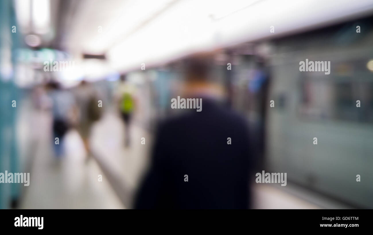 Unscharfen defokussierten abstrakten Hintergrund der Menschen in der u-Bahn Stockfoto