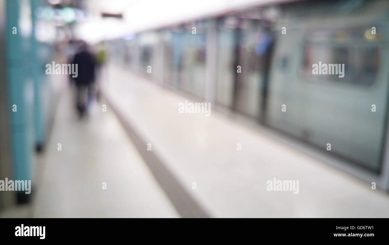 Unscharfen defokussierten abstrakten Hintergrund der Menschen in der u-Bahn Stockfoto