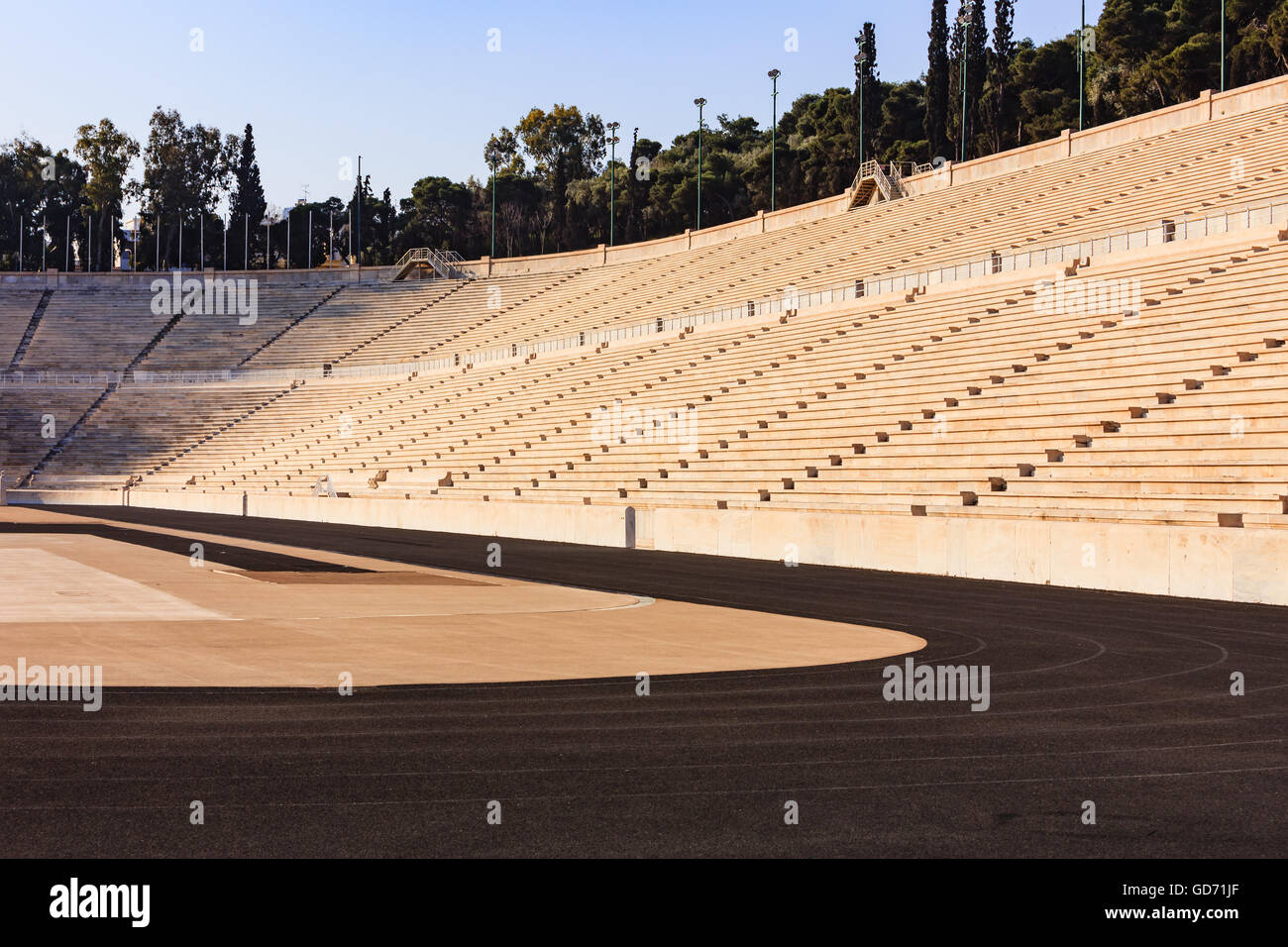 Athen, Griechenland - Marmor-Olympia-Stadion in der Hauptstadt Athen in Griechenland; Es war der Austragungsort der ersten Olympischen Spiele der Neuzeit im Jahre 1896 Stockfoto