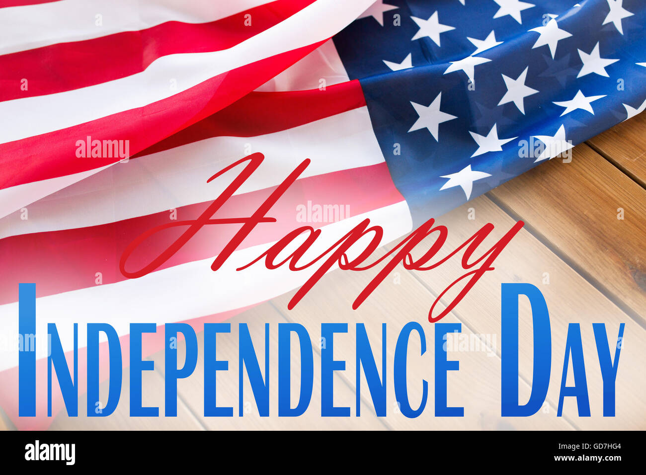 glücklich Unabhängigkeitstag Worte über amerikanische Flagge Stockfoto