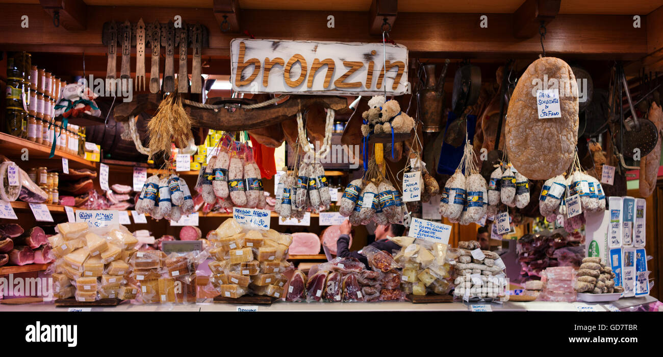 Deli in Florenz Central Market - Mercato Centrale. Stockfoto