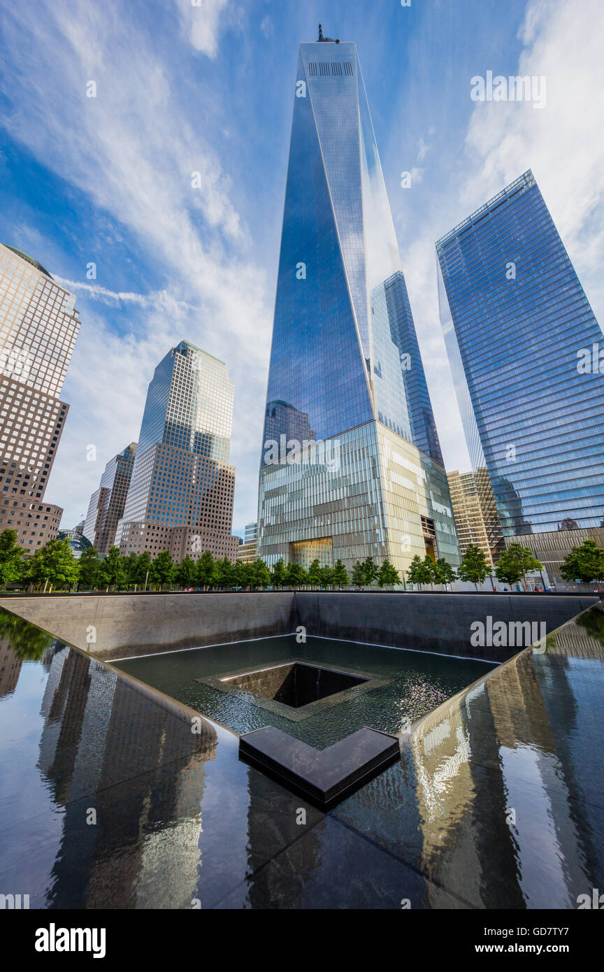 One World Trade Center ist das Hauptgebäude des umgebauten World Trade Center Komplexes in Lower Manhattan, New York City Stockfoto