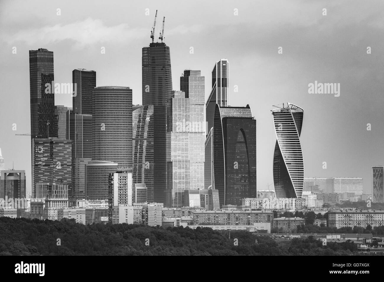 Moskau, Russland - 24. Mai 2015: Gebäude der Stadt Moskau Komplex von Wolkenkratzern aus Sperlingsbergen, Russland Stockfoto