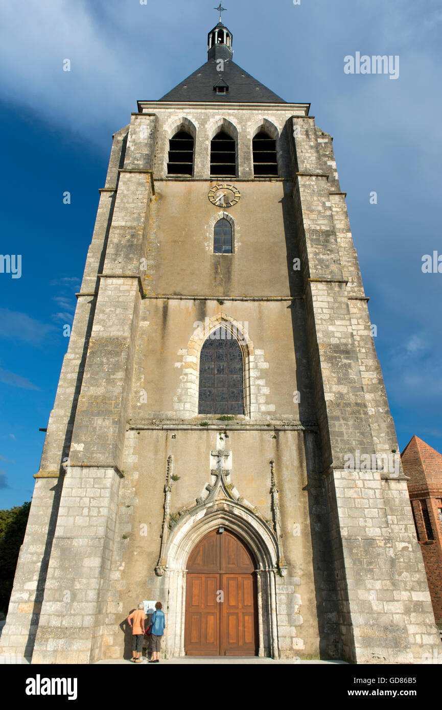 Europa, Frankreich, Loiret, Gien, Sainte-Jeanne d ' Arc Kirche Stockfoto