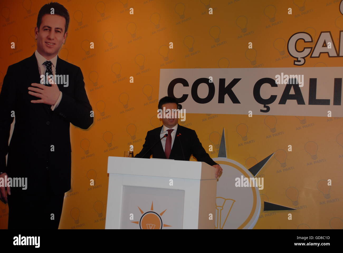 Türkischer Politiker und Geschäftsmann Baris Aydin am Grand Hotel Rixos über Kommunalwahlen Stockfoto