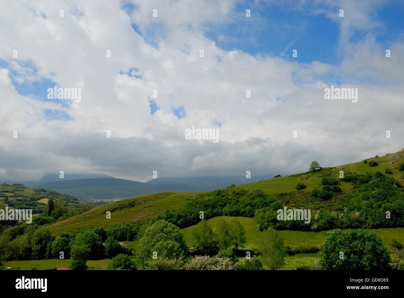 Bild von einer wunderschönen Landschaft, die aussieht wie ein Sturm nähert Stockfoto