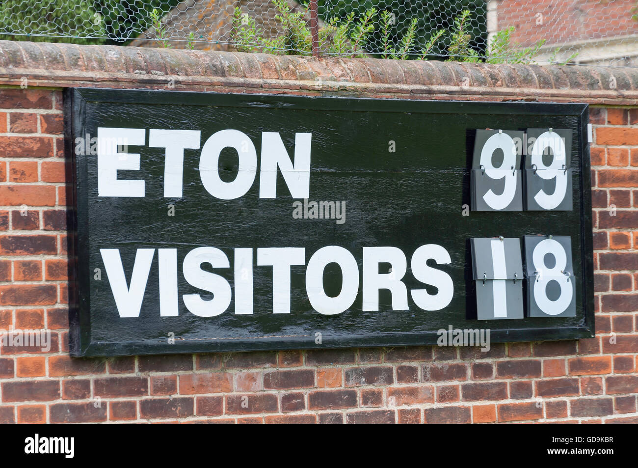 Anzeigetafel am Eton College Rugby ground, Eton, Berkshire, England, Vereinigtes Königreich Stockfoto