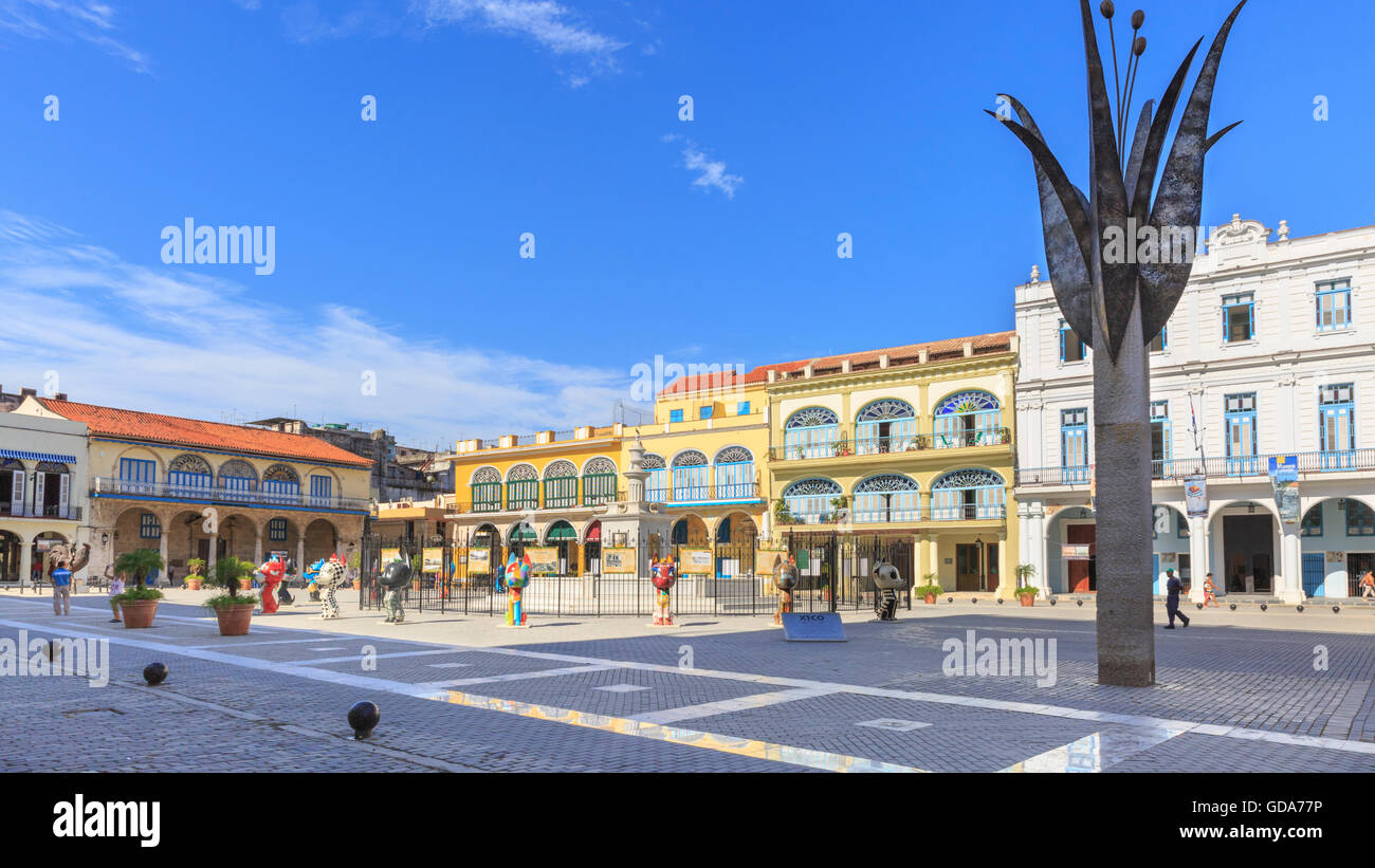 Plaza Vieja, berühmten restaurierten historischen Platz in Alt-Havanna, Kuba Stockfoto