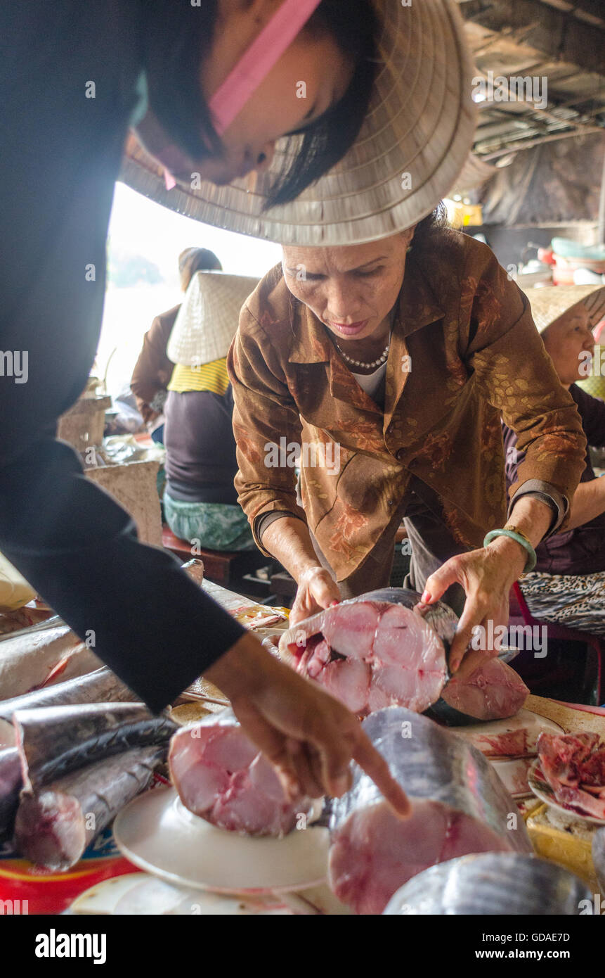 Vietnam, Quang Nam, Hoi An, Fisch-Verkauf auf dem Markt von Hoi an ein Stockfoto