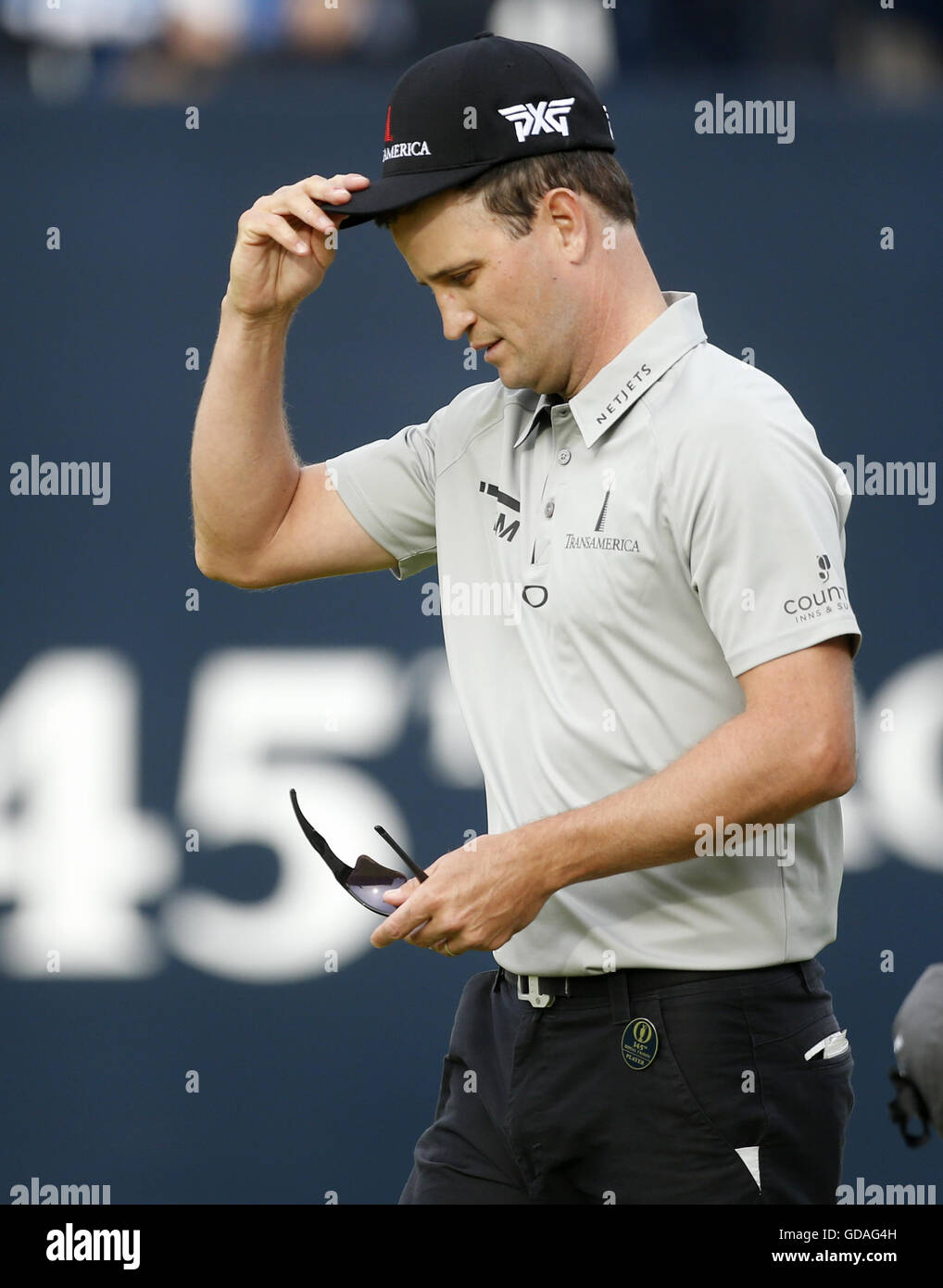 USAS Zach Johnson reagiert nach fehlt einen Putt auf das 18. grün während eines der The Open Championship 2016 im Royal Troon Golf Club, South Ayrshire. Stockfoto