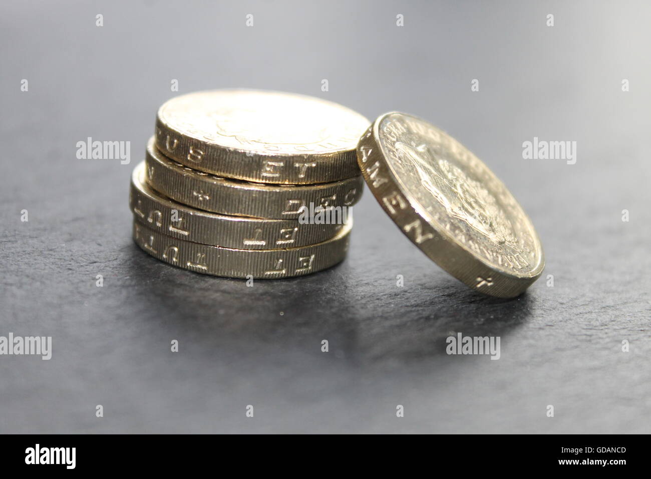 Die Wirtschaft, Austritt, das Pfund, die britische Wirtschaft, Ausreise aus der EU, Hypothek, Umzug, Haus, Inflation, Immobilienpreise, Wirtschaft Stockfoto