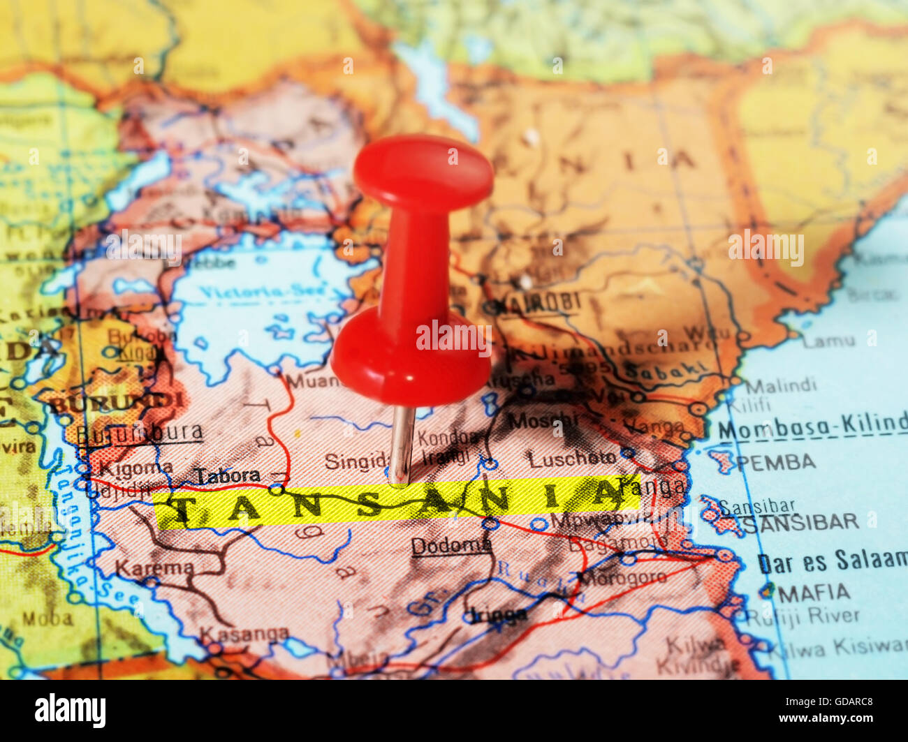 Nahaufnahme von roten Pin auf einer Karte von Tansania Afrika - Konzept Stockfoto