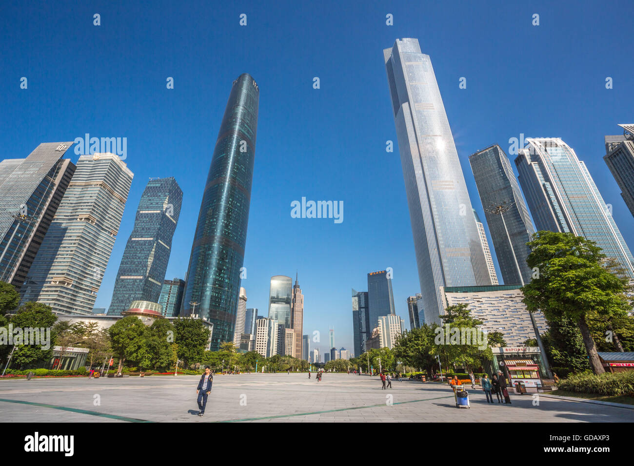 China, Provinz Guangdong, Guangzhou City, Wuyang Neustadt, internationales Finanzzentrum und Ostturm Stockfoto